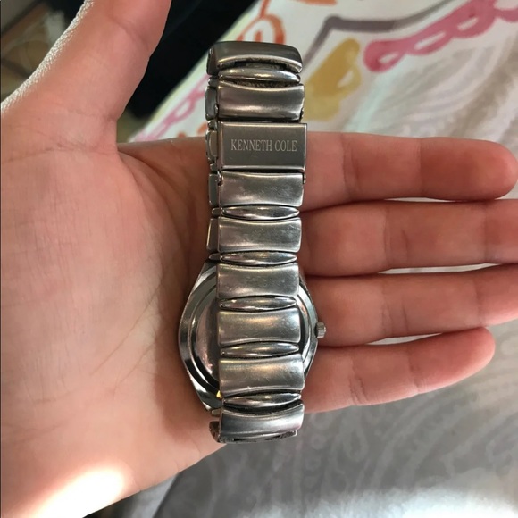 Kenneth Cole Watch - Picture 2 of 3